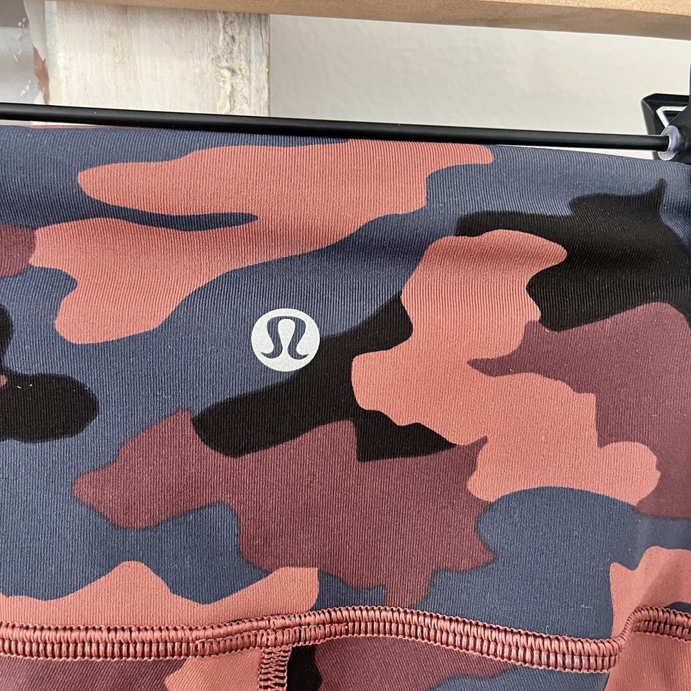Lululemon Wunder Under Hi-Rise Tights Heritage 365 Camo Smoky Red Night Sea Sz 2 - Picture 3 of 4